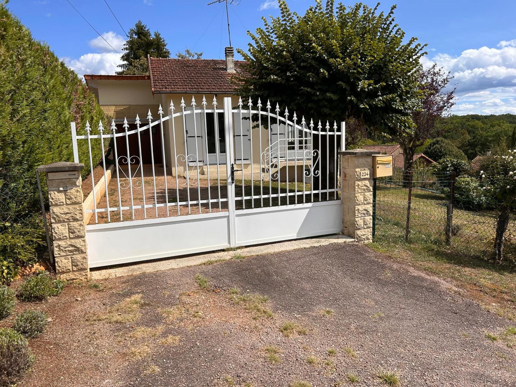 Maison Au Coeur Du Perigord Vert Javerlhac-et-la-Chapelle-Saint-Robert Exterior photo